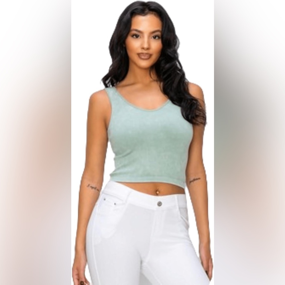 💚 Black Tape Mint Green Terry Cloth Crop Top – XS (NWT) 💚